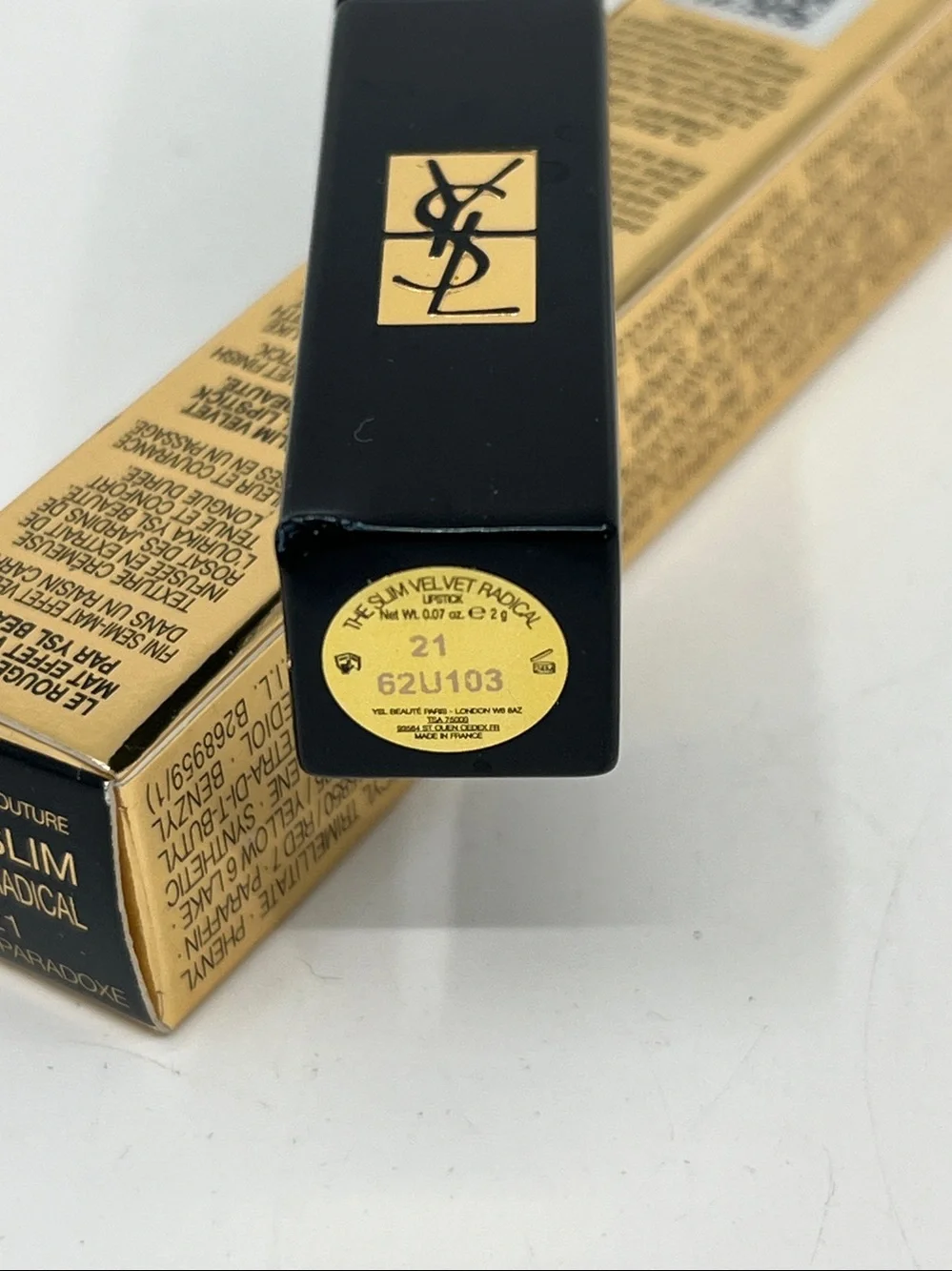 Yves Saint Laurent The Slim Velvet Radical Lipstick 21 Rouge Paradoxe .08 Oz.